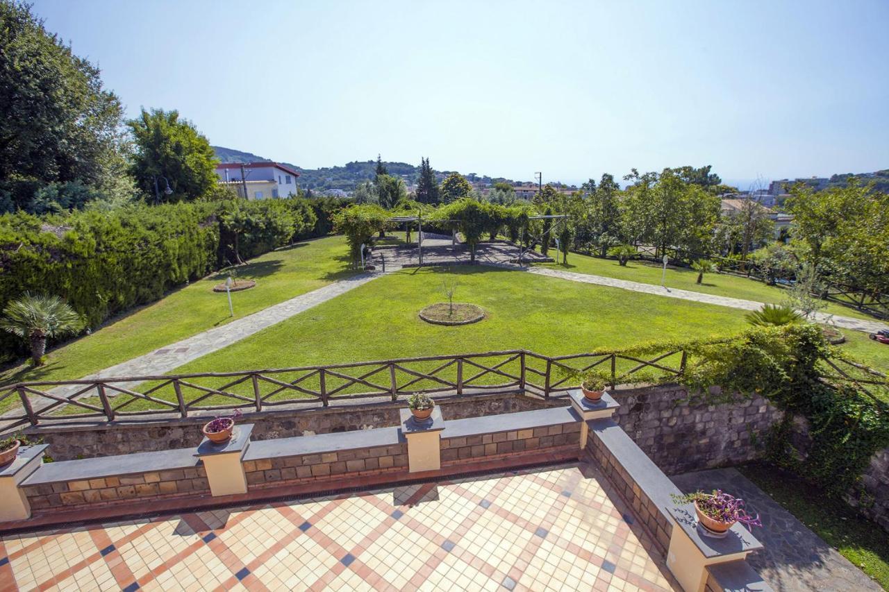 Amore Rentals - Residence Bosco Sant'Agata sui due Golfi Bagian luar foto