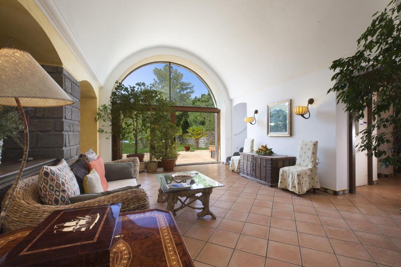 Amore Rentals - Residence Bosco Sant'Agata sui due Golfi Bagian luar foto