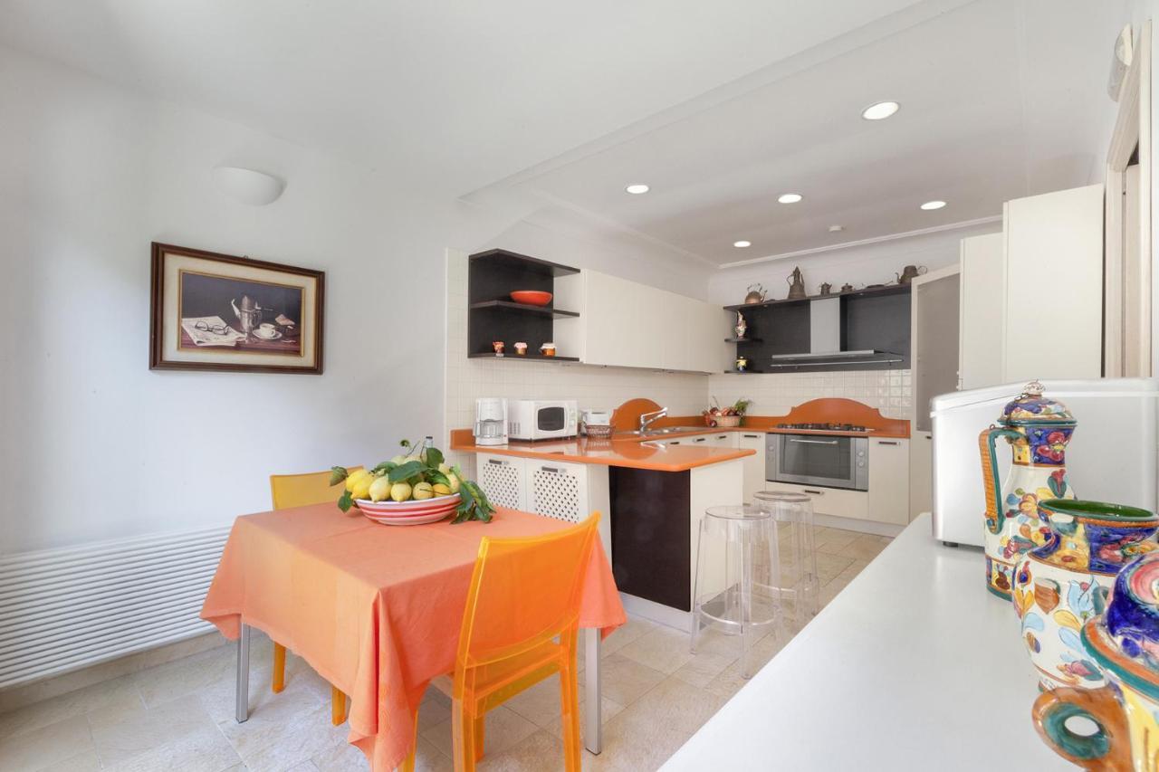 Amore Rentals - Residence Bosco Sant'Agata sui due Golfi Bagian luar foto