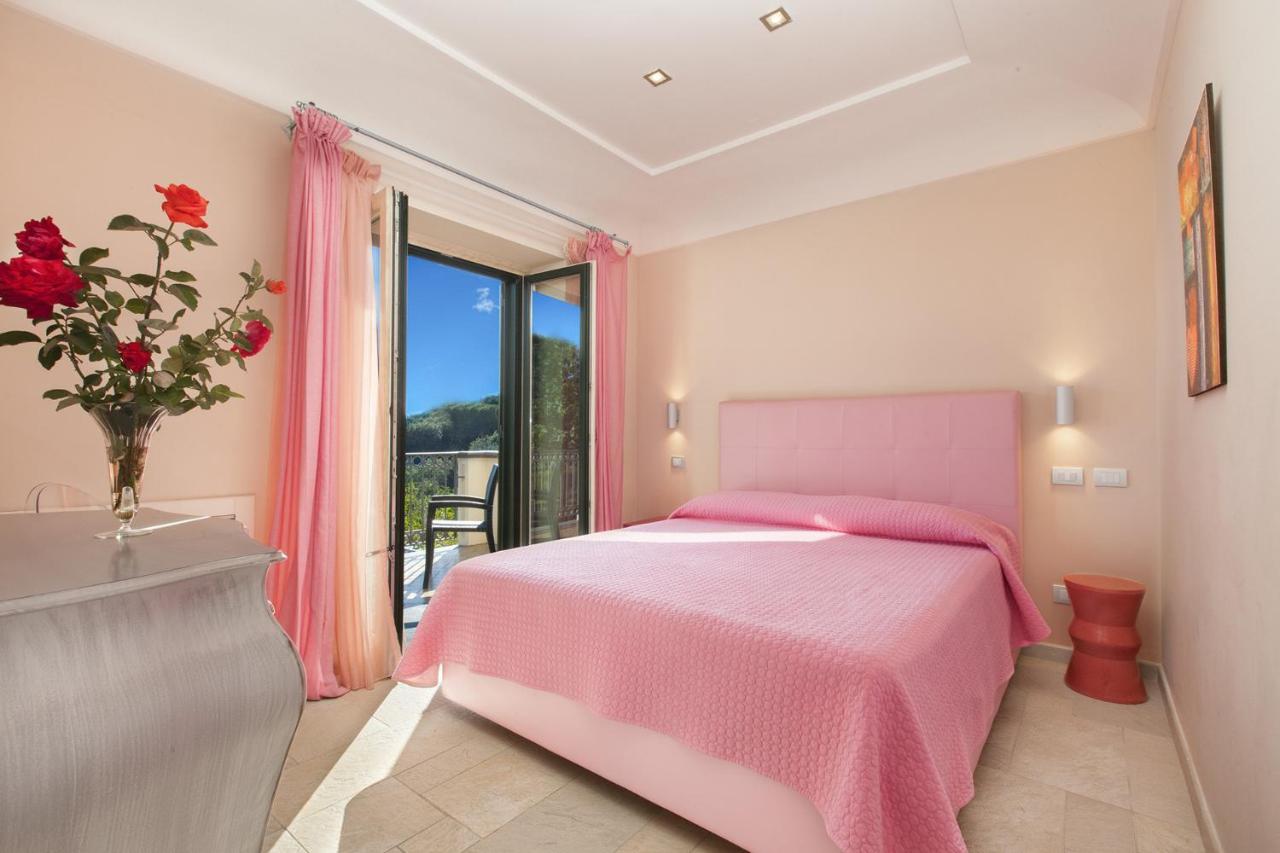 Amore Rentals - Residence Bosco Sant'Agata sui due Golfi Bagian luar foto